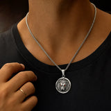 Pendentif Lion Enragé porté