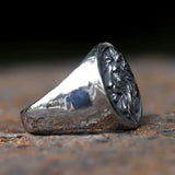 Bague tête de lion en acier