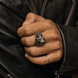 Bague Tête de Lion Grand Duc porté
