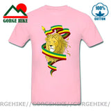T-Shirt Lion Porte-Étendard