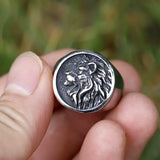 Bague tête de lion en acier