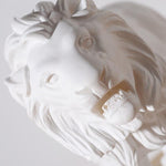 Statue tete de lion blanc